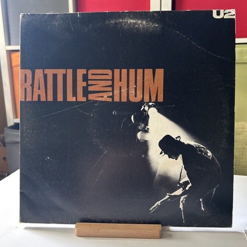 Rattle and hum - 1st, uk